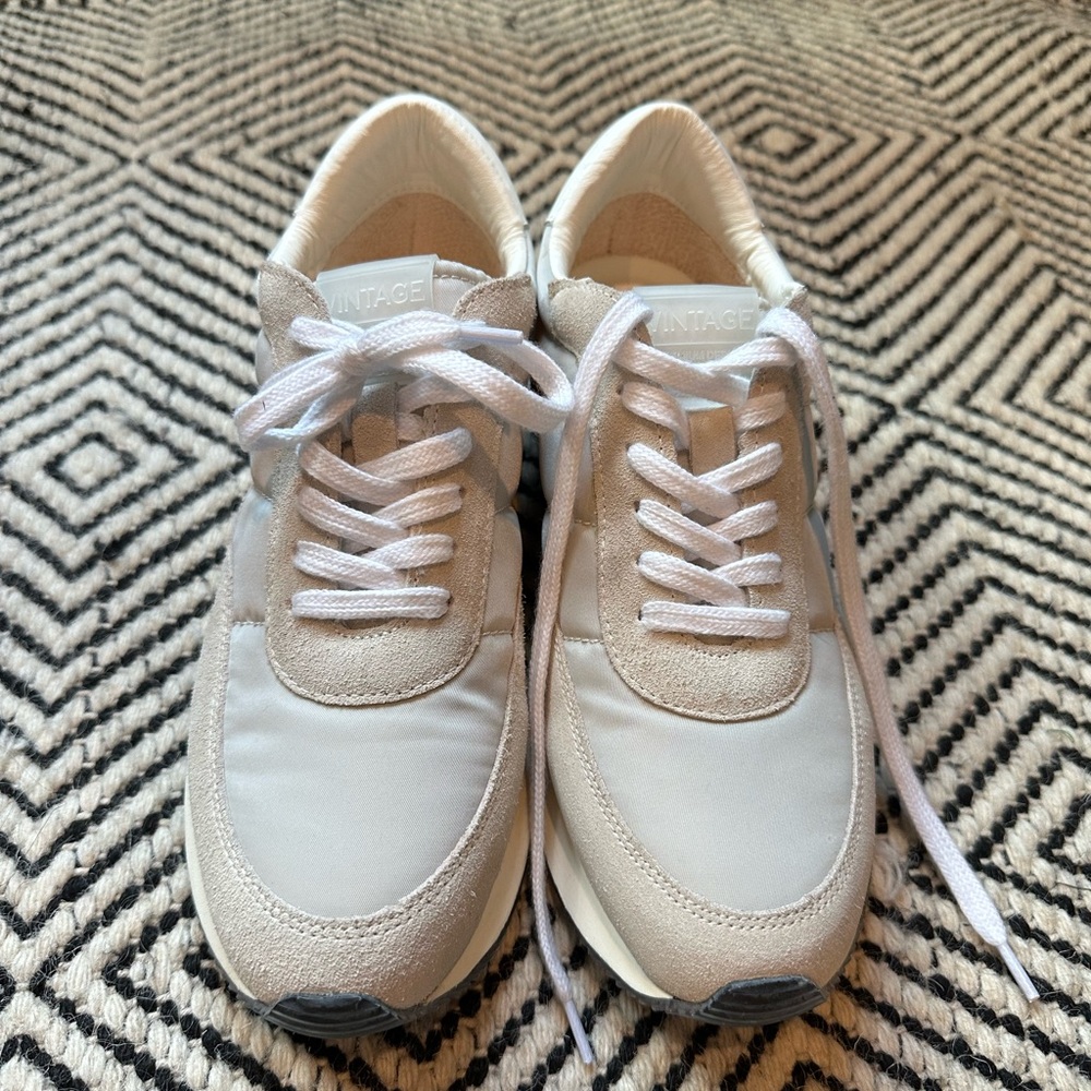 Vintage Havana sneakers, worn once, like new! Women’s size 9